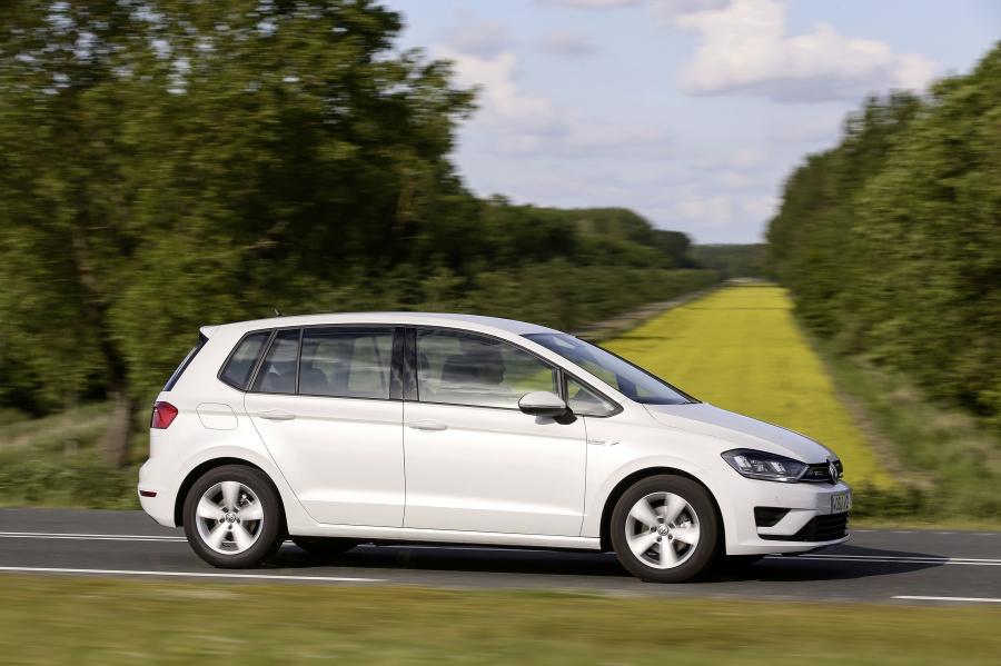  Volkswagen Golf Sportsvan TSI BlueMotion 2015 года  (фото 5 из 10)